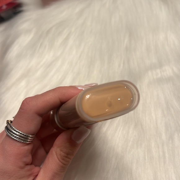 Anastasia Beverly Hills Beauty Balm Serum Boosted Skin Tint Shade 6 - Picture 2 of 3